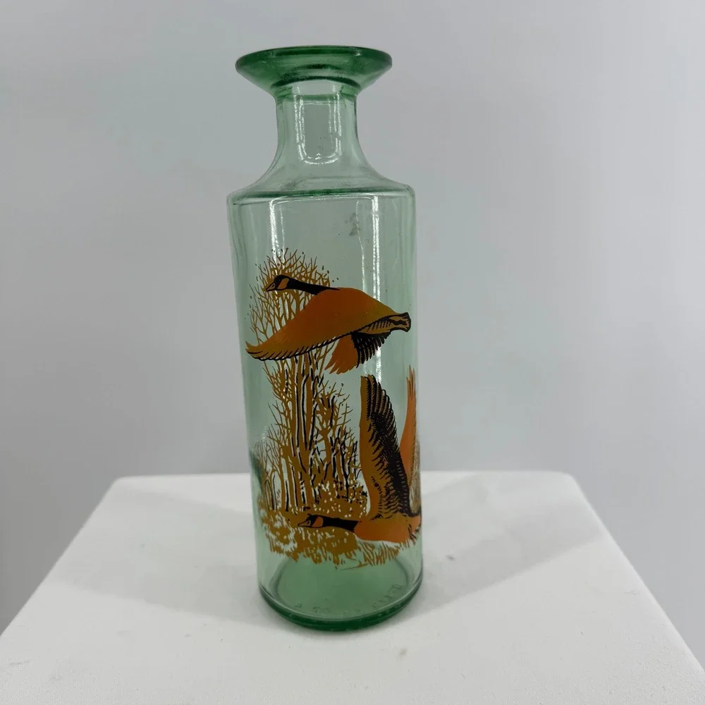 Old Fitzgerald Decanter Kentucky Bourbon Whiskey Wildlife Series Geese No‎ Lid